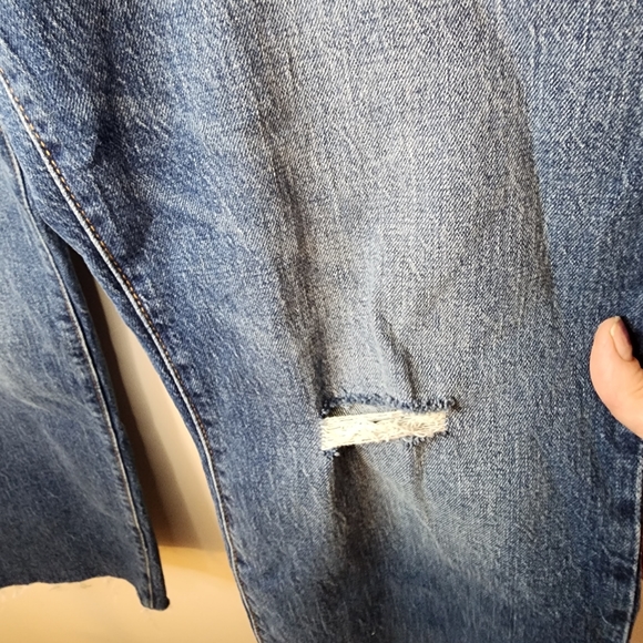 J. Crew Mid-Rise Flare Crop Distressed Jeans Womens Size 32 Inseam 26 - Picture 4 of 12